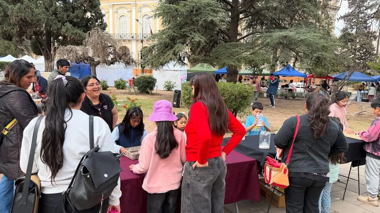 Día del Niño en la Feria Artesanal Plaza Güemes.